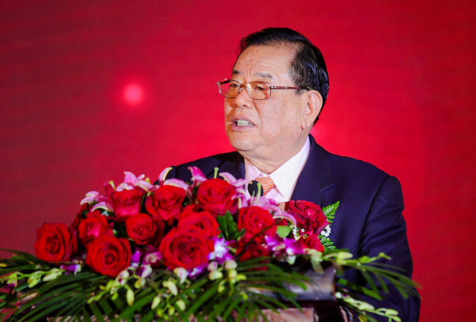 德業(yè)人將用心堅(jiān)守使命,<br>為實(shí)現(xiàn)夢(mèng)想不懼櫛風(fēng)沐雨、砥礪前行。
